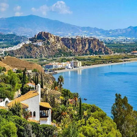 Torre, Villa